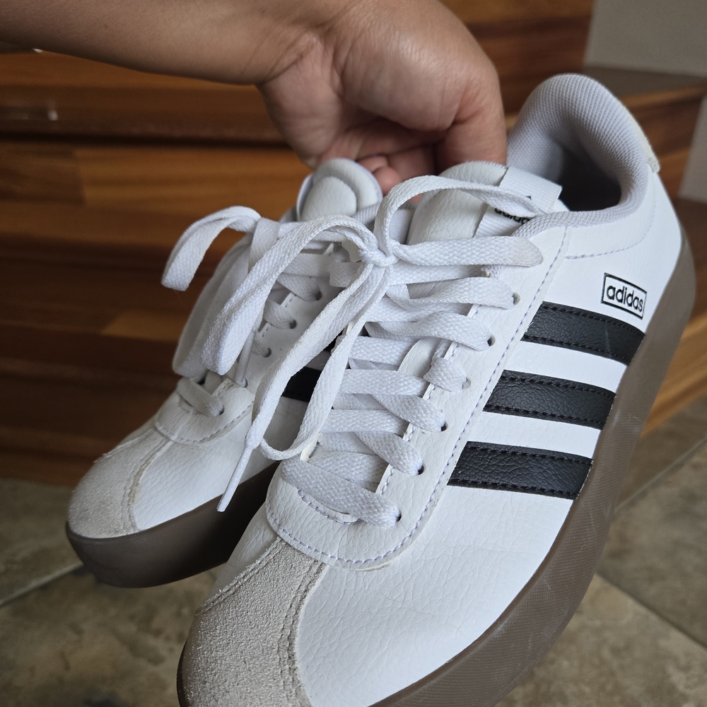 Adidas Womens VL Court Sneakers Size 7